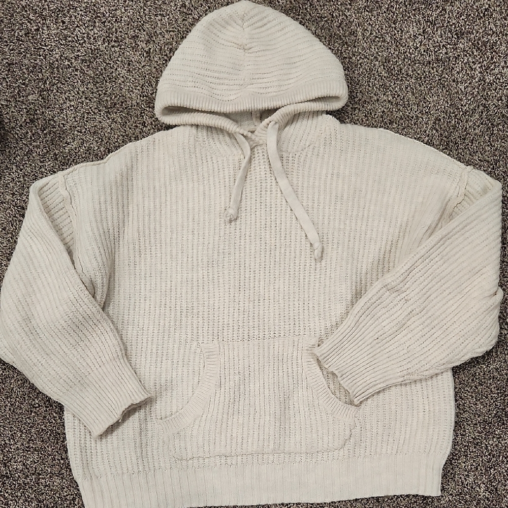 American Eagle Outfitters Cream Knit Sweater